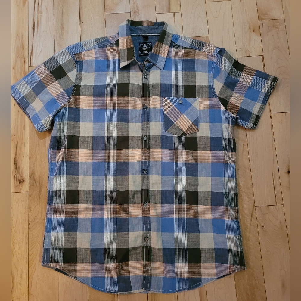 Point Zero men's size large button up shirt